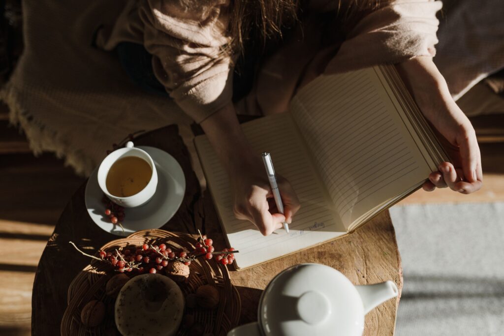 writing three things you are grateful for